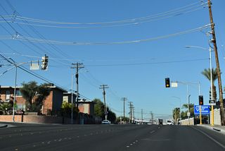 Washington Avenue (SR 578) rises west from Las Vegas Boulevard (old SR 604) to intersect Veterans Memorial Drive south.