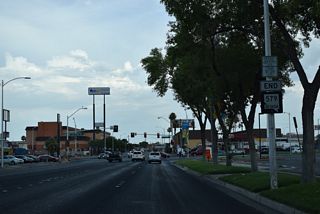An end shield for SR 579 precedes the intersection joining Bonanza Road east with Las Vegas Boulevard.
