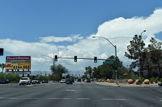SR 589 (Sahara Avenue) intersects Rancho Drive with three left turn lanes for Interstate 15 south toward Los Angeles.