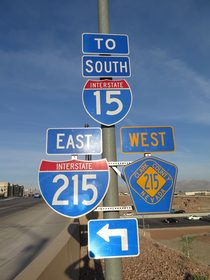 The southbound entrance ramp joins a c/d roadway leading to the Fish Bowl interchange with Interstate 215 / Clark County Route 215 (Bruce Woodbury Beltway).