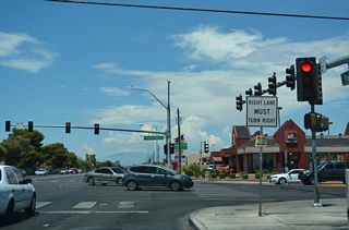 The west end of SR 592 is unmarked along SR 595 (Rainbow Boulevard) north at Flamingo Road.