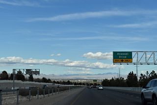 The first of four Summerlin exits along the parkway eastbound joins SR 613 with Anasazi Drive.