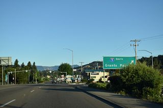 Interstate 5 travels 66.8 miles south from Garden Valley Boulevard in Roseburg to OR 99 south into Grants Pass.