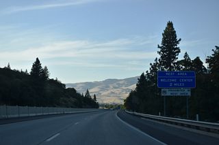 Constructed in 2018/19, a rest area and tourist information center were added Interstate 5 northbound after mile marker 12.