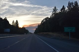 Although not signed, OR 99 combines with Interstate 5 north for the second time between Exit 58 at Grants Pass and Exit 98 at Canyonville.