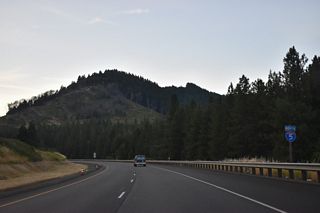 Interstate 5 resumes a northern trajectory between Azalea and Canyonville.