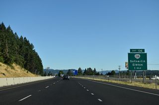 OR 138 parts ways with I-5 north for its northwest leg between Sutherlin and OR 38 at Elkton. The state route is also part of the Umpqua River Oregon Scenic Byway from Exit 138 northwest to Elkton.