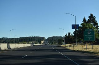 OR 138 follows Elkton-Sutherlin Highway northwest 25 miles to OR 38 (Umpqua Highway) at Elkton. OR 138 originally continued east along Central Avenue to OR 99 (Calapooia Street) in Downtown Sutherlin.