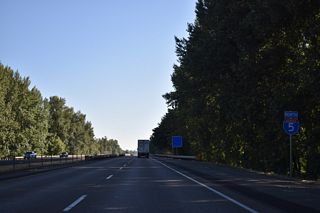 Interstate 5 north crosses Middlefield Golf Course ahead of the Row River.