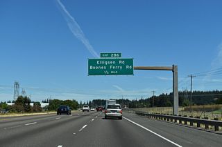 Previous guide signs for Exit 286 referenced Stafford and N. Wilsonville. Elligsen Road east to SW 65th Avenue links with Stafford Road northeast to the unincorporated community of Stafford.