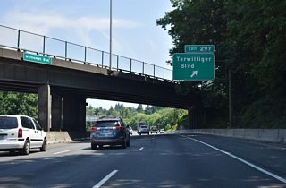 Exit 297 separates from I-5 northbound for Terwilliger Boulevard at the South Burlingame neighborhood.