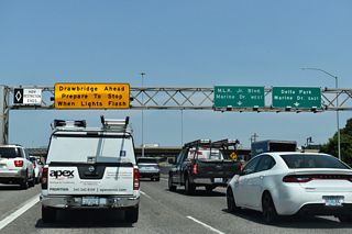 The HOV lane ends at Exit 307, 0.8 miles ahead of the Interstate Bridge taking Interstate 5 across the Columbia River.