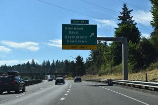 Adding an auxiliary lane south to Exit 191, OR 99 combines with Interstate 5 from Franklin Boulevard to Goshen at a preceding wye interchange.