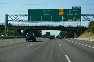 A two lane ramp connects I-5 south with Interstate 205 north at Exit 288. The suburban loop measures 36.64 miles in length between Tualatin and Vancouver, Washington.