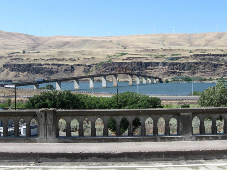 US 97 - Sam Hill Memorial Bridge