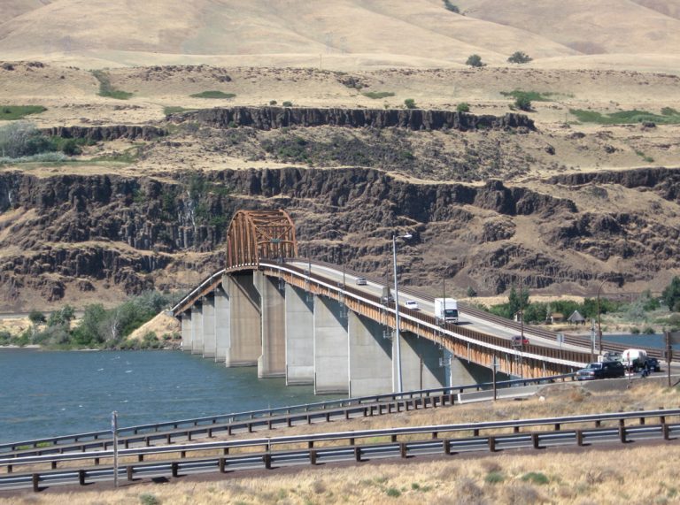 US 97 - Sam Hill Memorial Bridge