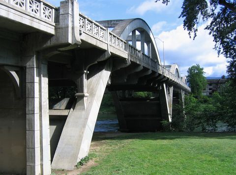 Caveman Bridge - Grants Pass, Oregon