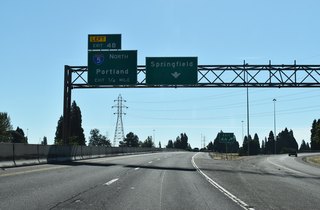 OR 126 advances 5.7 miles as a freeway from Interstate 5 to 52nd Street in Springfield.