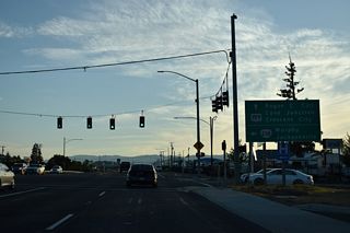SR 238 (Williams Highway) begins south from U.S. 199 at 6th Street. The state route follows the Applegate River southeast from Murphy to Applegate before turning northeast to Jacksonville and Medford.