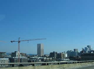 The Downtown Portland skyline to the southeast of I-405.