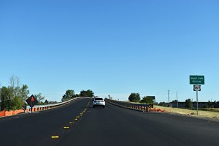 Designated in April 2010, OR 569 doubles as the Randy Pap&eacute; Beltline, named after a former Oregon Transportation Commission member. Pap&eacute; died in 2008. 