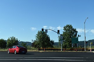 OR 569 (Belt Line Highway) concludes at OR 126 in western Eugene with an end sign.