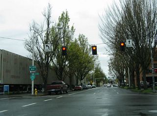 High Street flows northbound from 19th Avenue near the Civic Stadium to 6th Avenue (OR 99/126 Business west) at the 5th Street Public Market. The street switches to two-way traffic to Chesire Avenue and Skinner Butte. 8th Avenue west leads to the Hult Center for the Performing Arts.