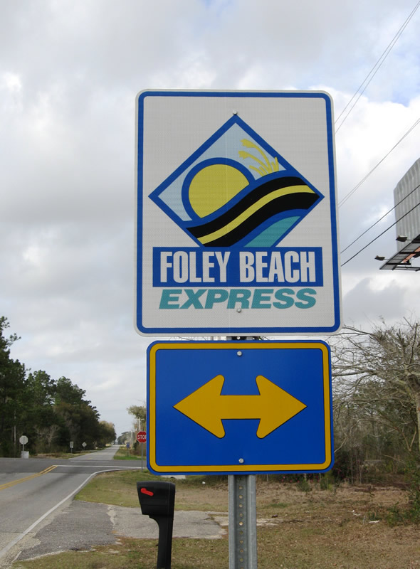 Foley Beach Express trailblazer, installed October 2006 and posted on Baldwin County 73 north at the FBE east of its current beginning in Foley.