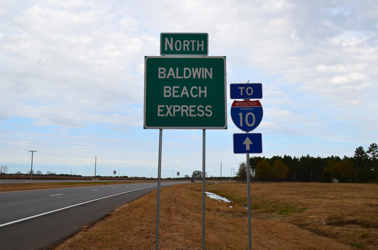 Northbound along the Baldwin Beach Express (Baldwin County 83) near Oakdale Drive.