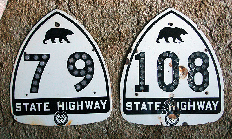 1950s highway marker.
