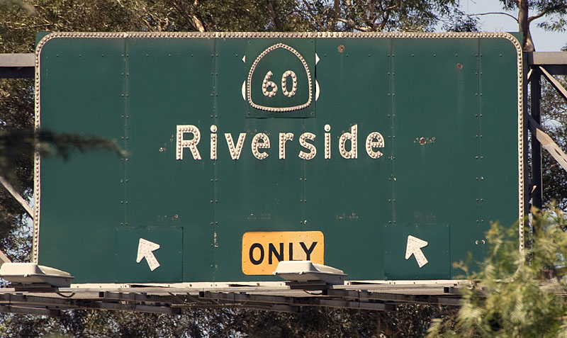 Beginning of state route 60 (old US-60) in Banning. The old road split into US-60 and US-70/99 here. US-60 was upgraded to a freeway in 1952, and US-70/99 in 1960, when it was cosigned as I-10. All the guide signs date to 1960, and were patched over in 1964. One of the patches is too small and reveals the old US-60 designation.