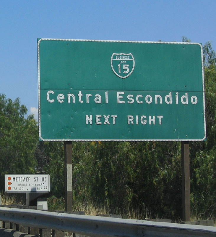 Eastbound California 78/Packard Freeway approaching Business Loop I-15/Centre City Parkway in Escondido. AARoads