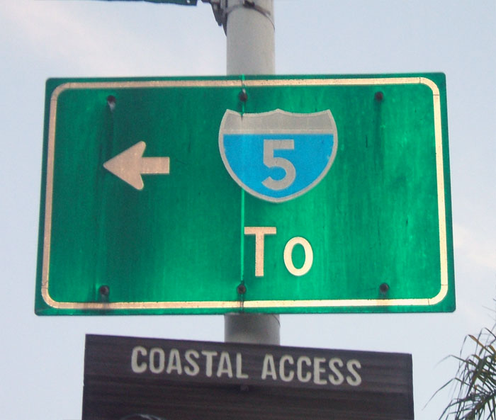 Cass St at Garnet Ave, Pacific Beach.