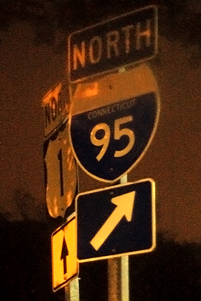 Last known 1961-spec Connecticut I-95 shield.