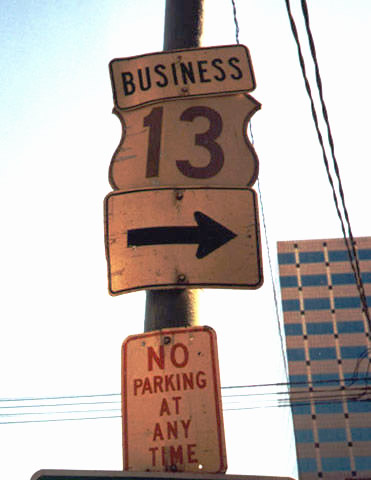 U.S. 13 Business cutout shield assembly posted along King Street south of Delaware 9 (4th Street). These signs were removed by 12/08.