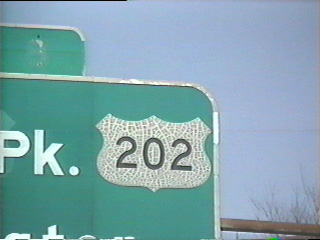 Original Interstate 95 overhead for Exit 8 - U.S. 202 on northbound in Wilmington. This sign was replaced in 1999.