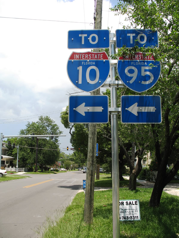 Interstate 10 and 95 Florida trailblazers posted along former U.S. 17 / Florida 228 (Post Street) east at Stockton Street in Jacksonville.