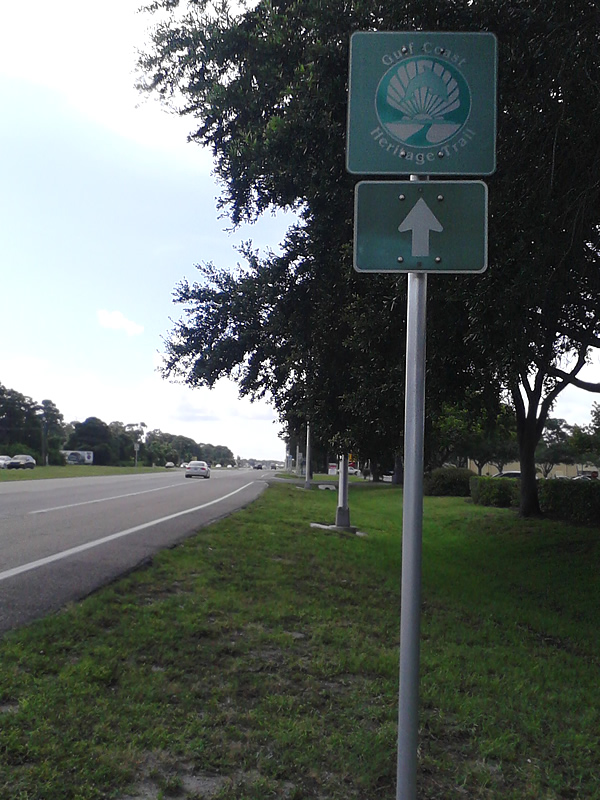 Gulf Coast Heritage Trail trailblazer found along U.S. 41 south of Sarasota.