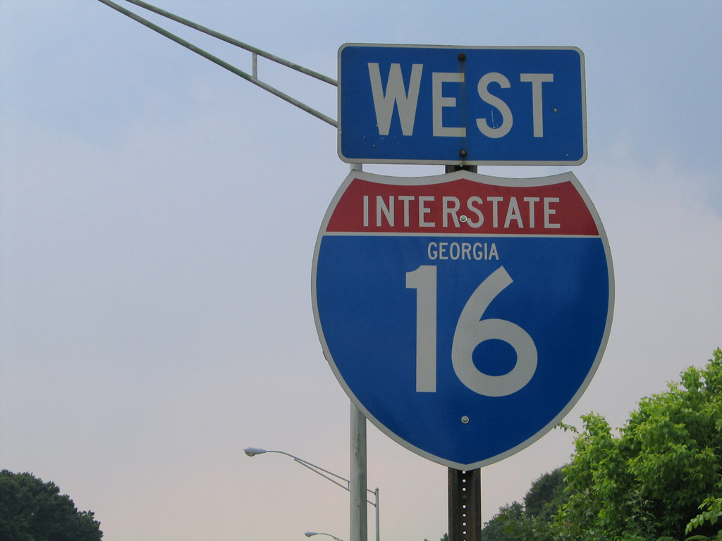 Last westbound reassurance marker for Interstate 16 in Macon.