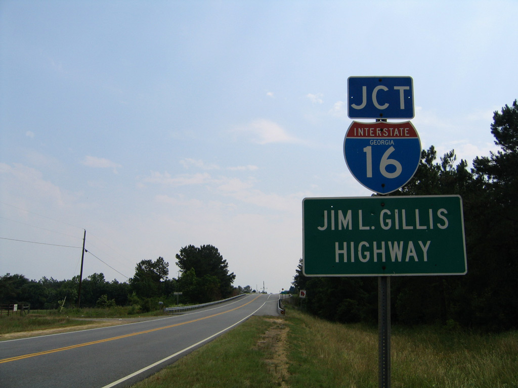 Georgia 112 southbound approaching Interstate 16 (Exit 32) near Allentown.