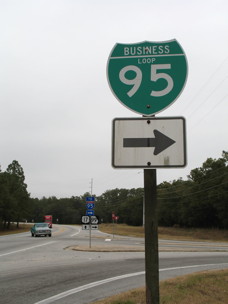 The last business loop shield of Interstate 95 in 2006.