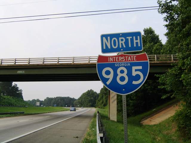 Mainline reassurance marker posted between Exits 22 and 24 on northbound.