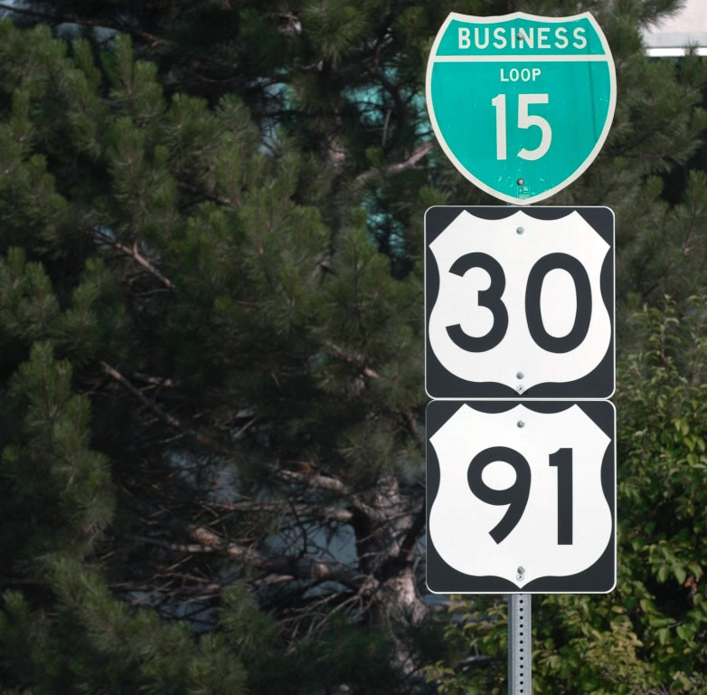 Business Loop I-15 and U.S. 30-91 reassurance shields in Pocatello.