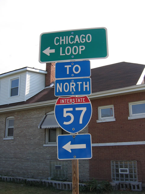 Northbound S. Hamlet Avenue approaching onramp to northbound Interstate 57 in Chicago near Exit 354.