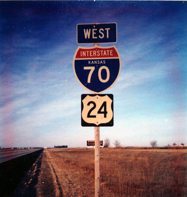 Last mainline shield in KS; CO state line is at the bridge on the horizon.