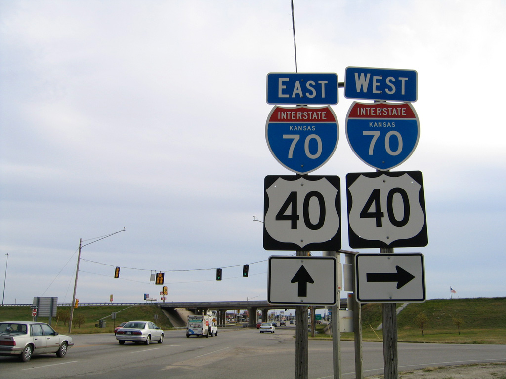 U.S. 183 southbound at Exit 159 - Haye. Date stamped to 12/21/94.