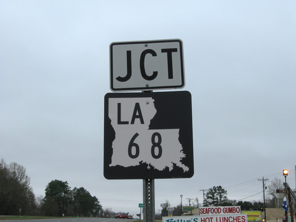 U.S. 61 north approaching Louisiana 65.