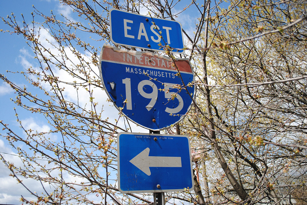 The last state named shield for I-195 posted in Massachusetts. The assembly was posted at the north end of Route 81.