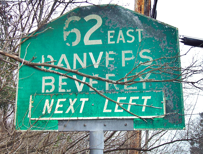 Pair of old guide signs in Danvers.