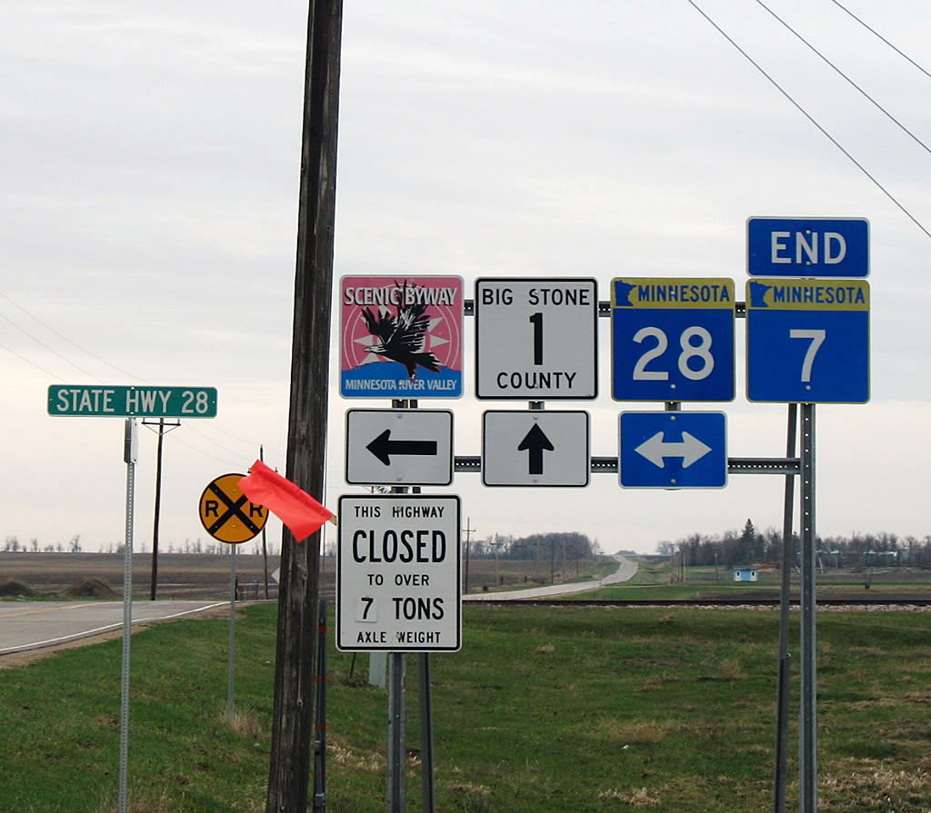 End Minnesota 7 at junction Minnesota 28 near Beardsley.